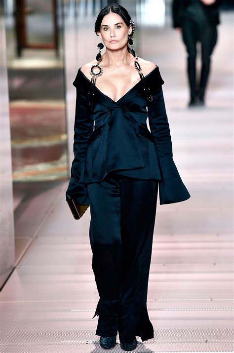 fendi catwalk demi moore|demi moore cameo outfit.